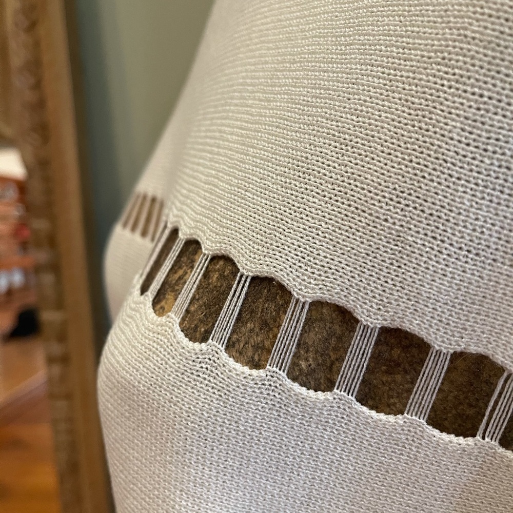 Open weave Knit Cropped - Picture 3 of 8